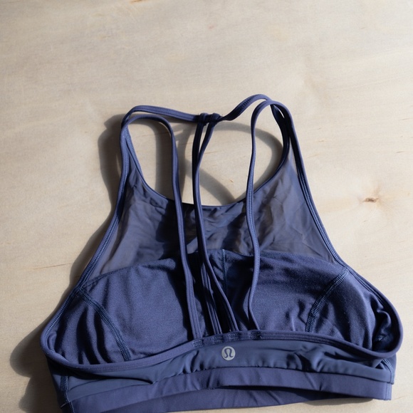 lululemon sports bra - Picture 2 of 3